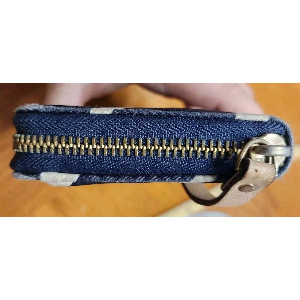 KATE SPADE BLACK WITH WHITE WAVES ZIP AROUND WALLET
